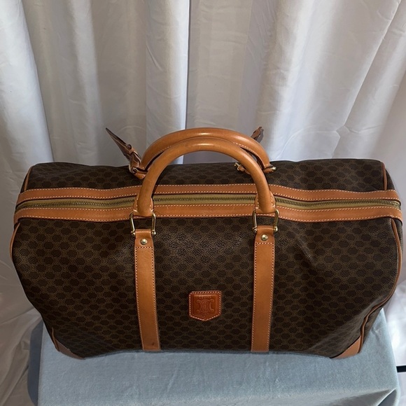 Brown Leather Travel Bag - Picture 2 of 11